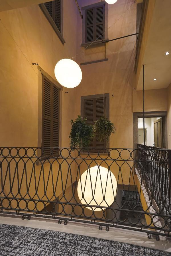 Bergamo INN 21 Bagian luar foto Interior of the hotel
